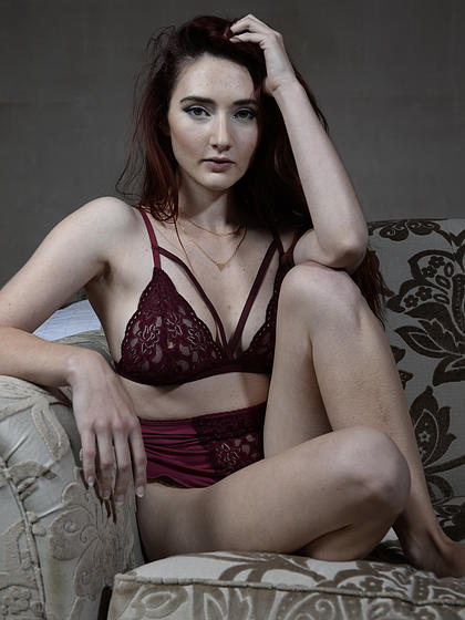 20417c_4cc8c3ce858b46e8bed97489b5b90388.jpg_srz_p_420_560_75_22_0.5_1.2_0_jpg_srz